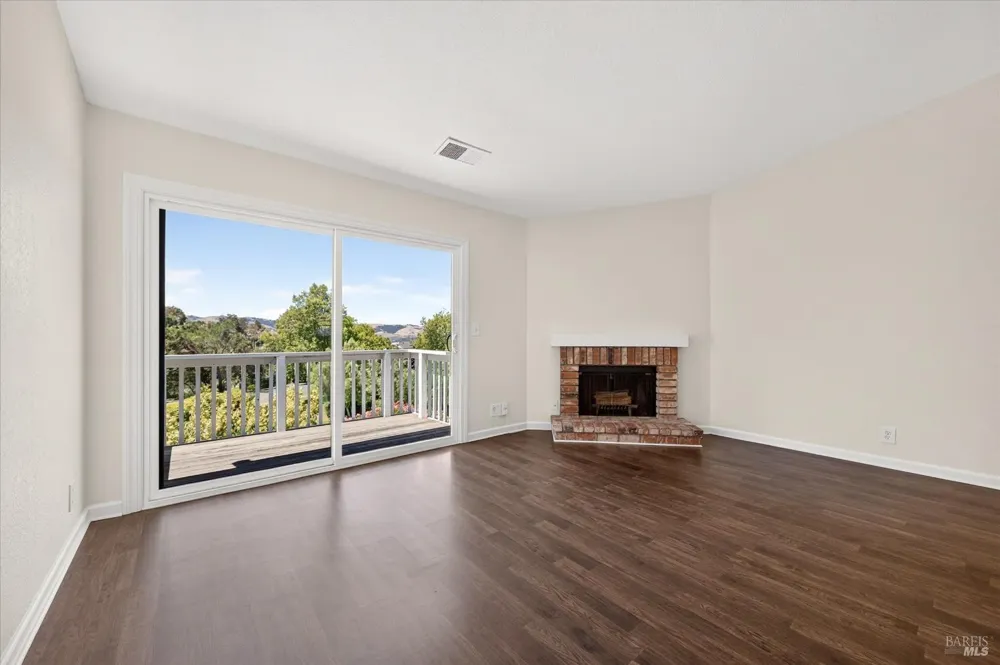 2002 Clearview Circle Benicia, CA 94510