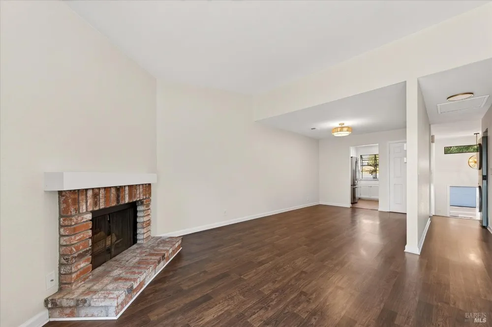 2002 Clearview Circle Benicia, CA 94510