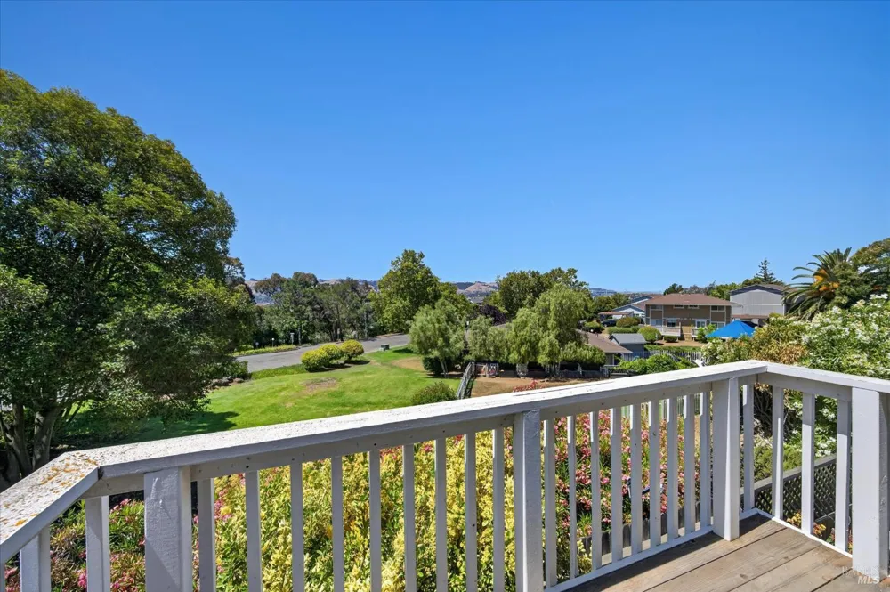 2002 Clearview Circle Benicia, CA 94510