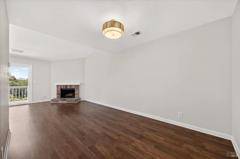 2002 Clearview Circle Benicia, CA 94510