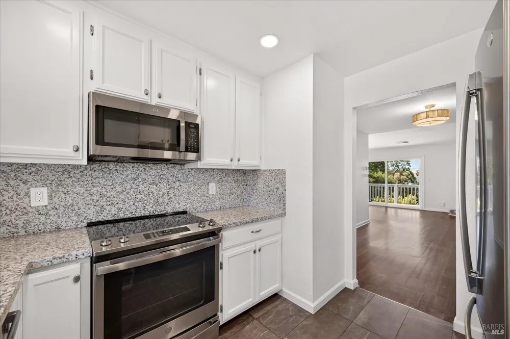 2002 Clearview Circle Benicia, CA 94510