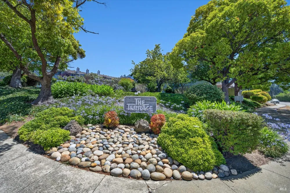 2002 Clearview Circle Benicia, CA 94510