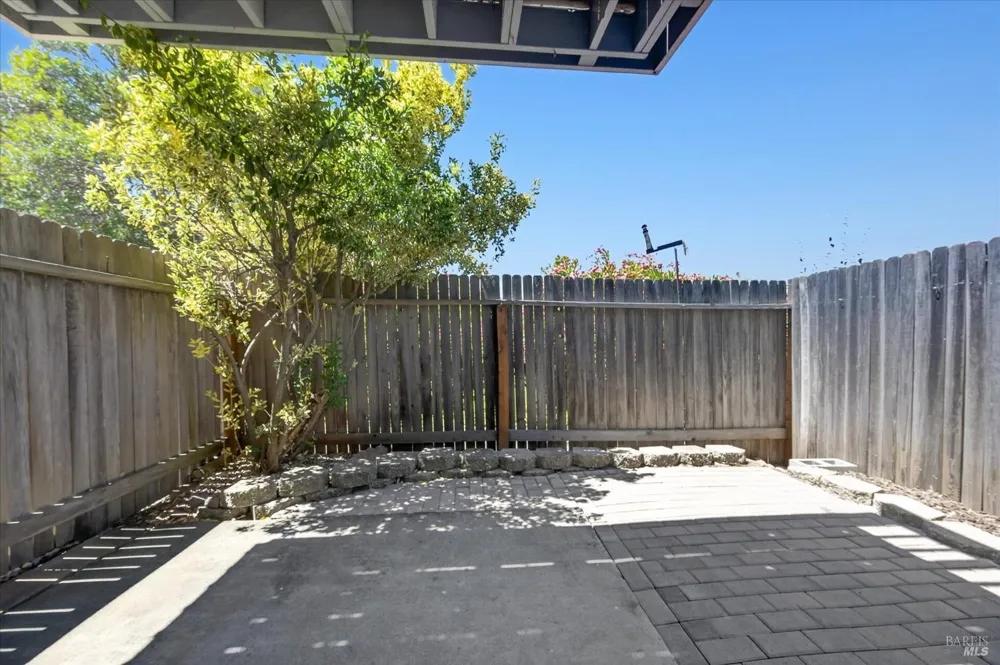 2002 Clearview Circle Benicia, CA 94510