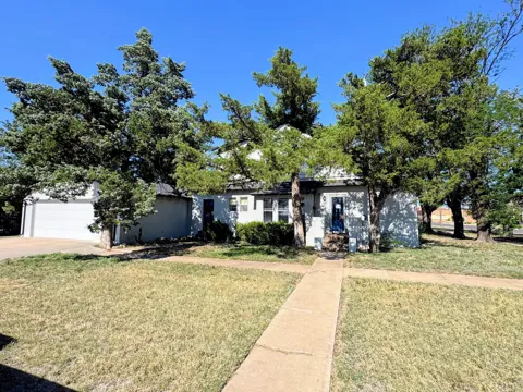 221 S Baylor Street