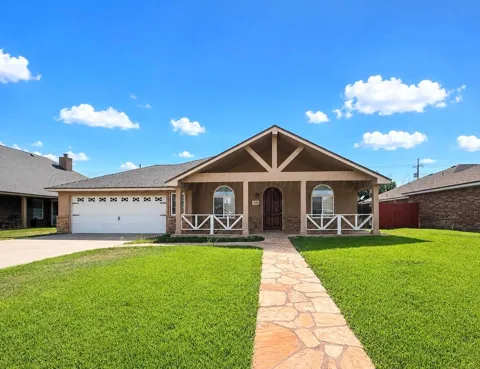 1100 PHEASANT RUN