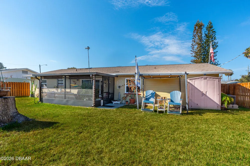 2005 Oriole Lane South Daytona, FL 32119