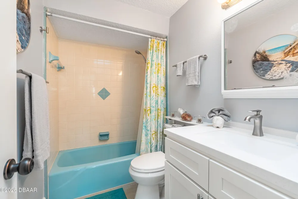 2005 Oriole Lane South Daytona, FL 32119
