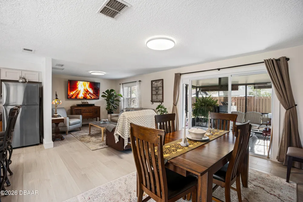 2005 Oriole Lane South Daytona, FL 32119