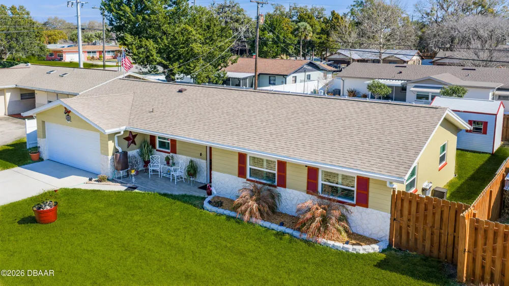 2005 Oriole Lane South Daytona, FL 32119