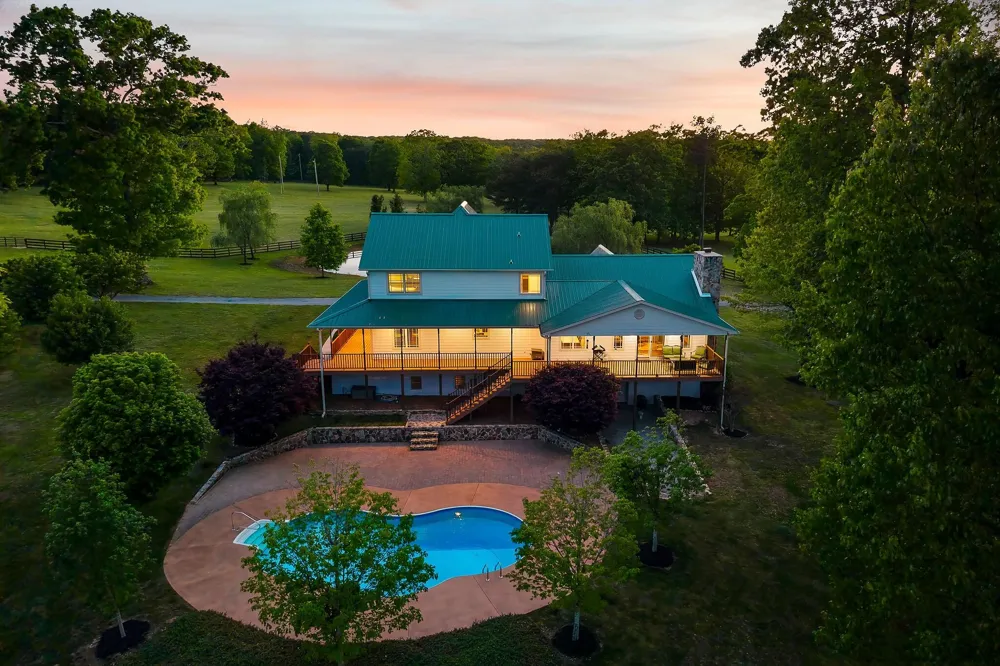 933 John Henry Lewis Road Dunlap, TN 37327