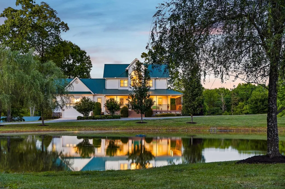 933 John Henry Lewis Road Dunlap, TN 37327
