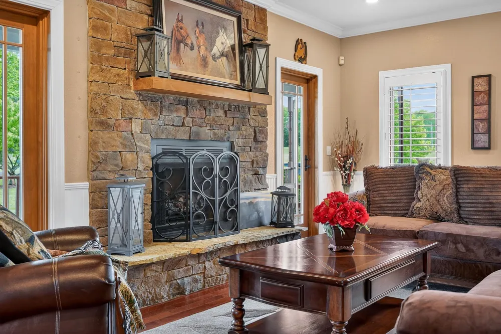 933 John Henry Lewis Road Dunlap, TN 37327