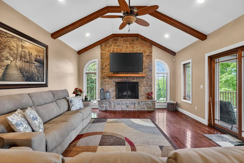 933 John Henry Lewis Road Dunlap, TN 37327
