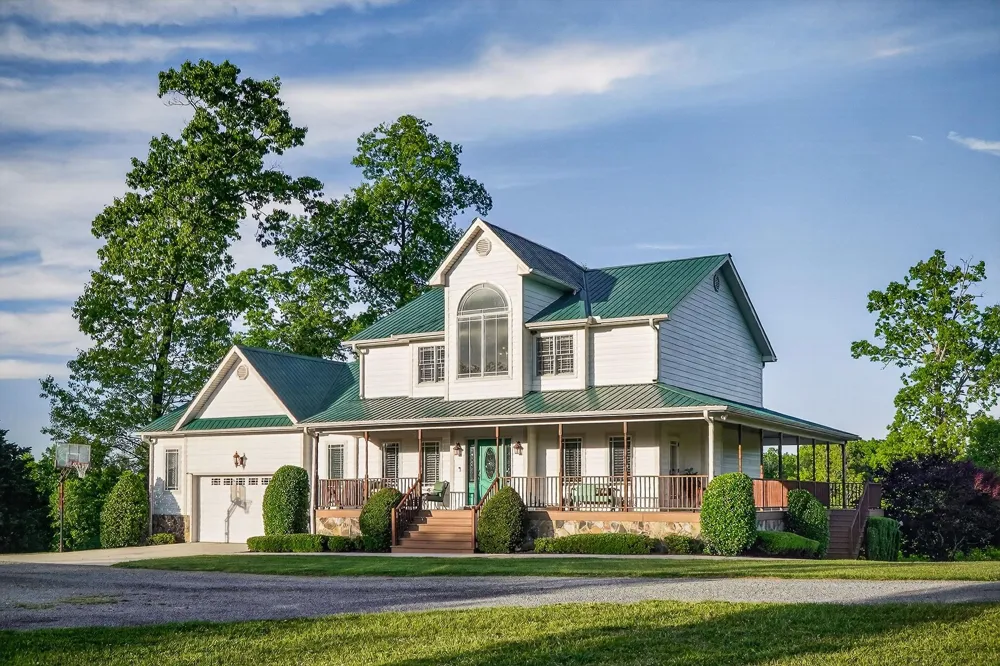933 John Henry Lewis Road Dunlap, TN 37327