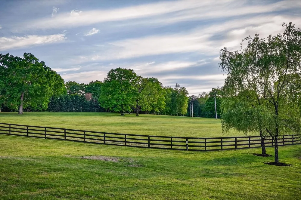 933 John Henry Lewis Road Dunlap, TN 37327