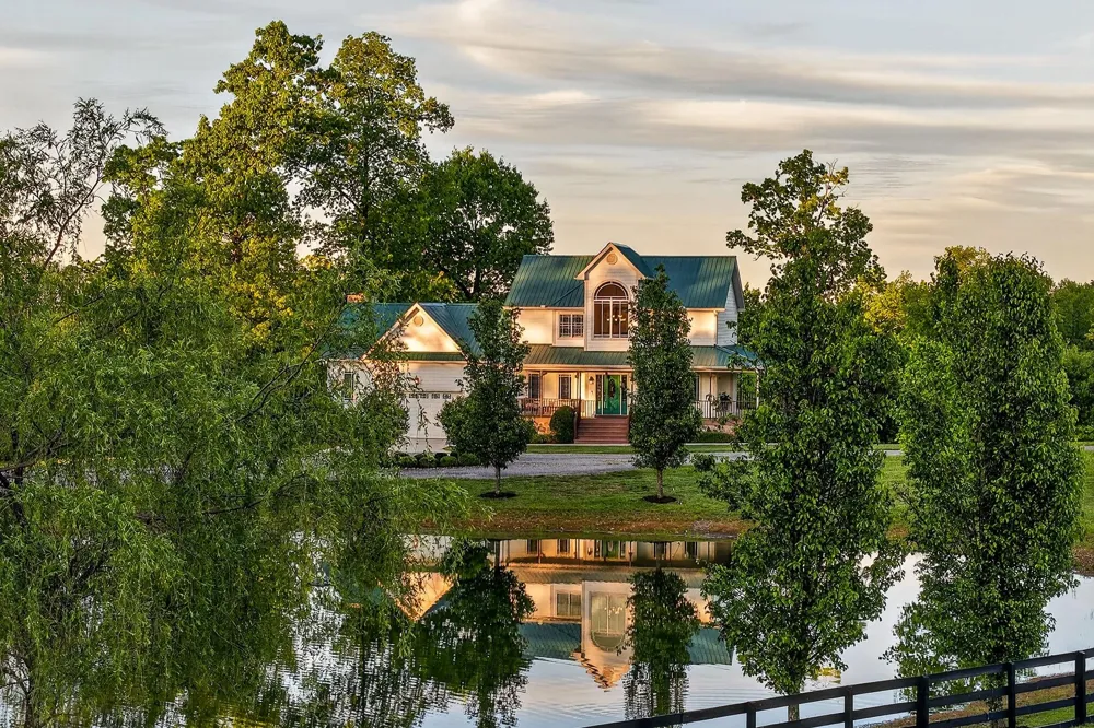 933 John Henry Lewis Road Dunlap, TN 37327