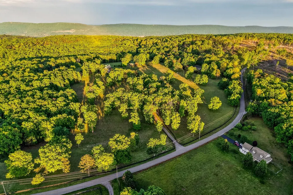 933 John Henry Lewis Road Dunlap, TN 37327