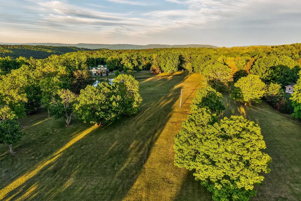 933 John Henry Lewis Road Dunlap, TN 37327