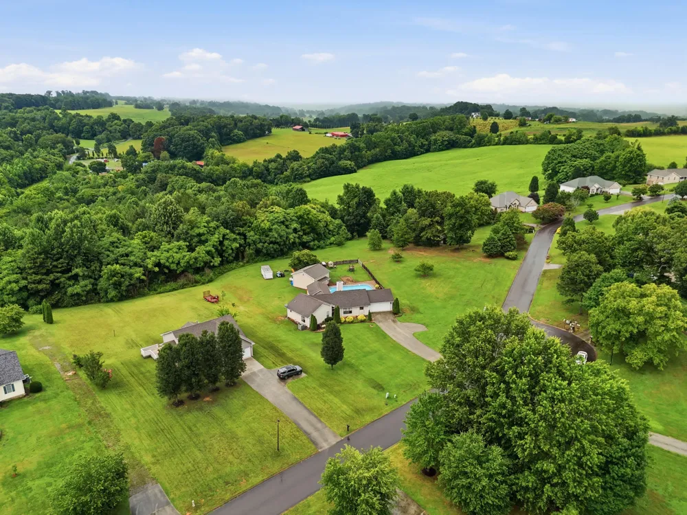 155 County Road 327 Niota, TN 37826