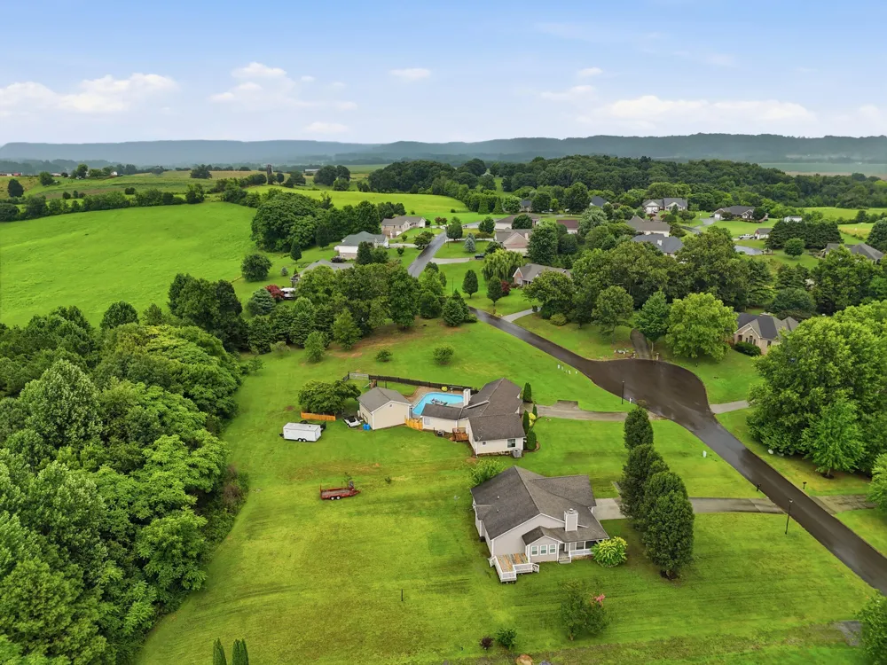 155 County Road 327 Niota, TN 37826