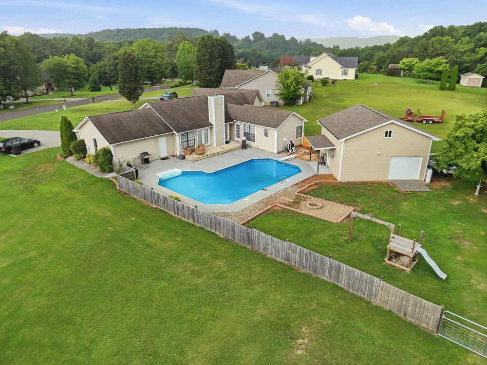 155 County Road 327 Niota, TN 37826