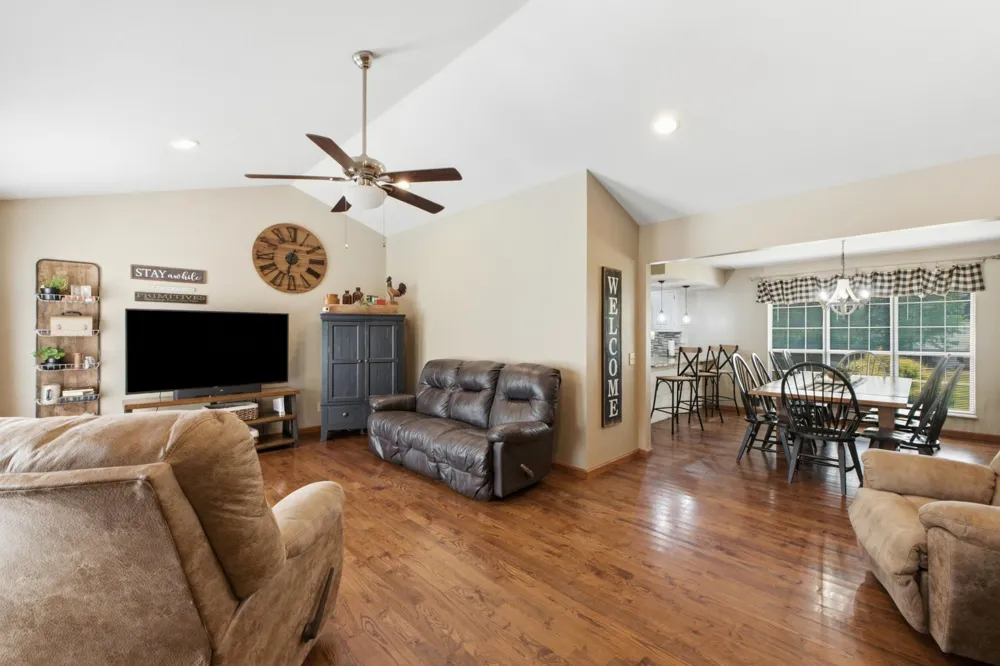 155 County Road 327 Niota, TN 37826