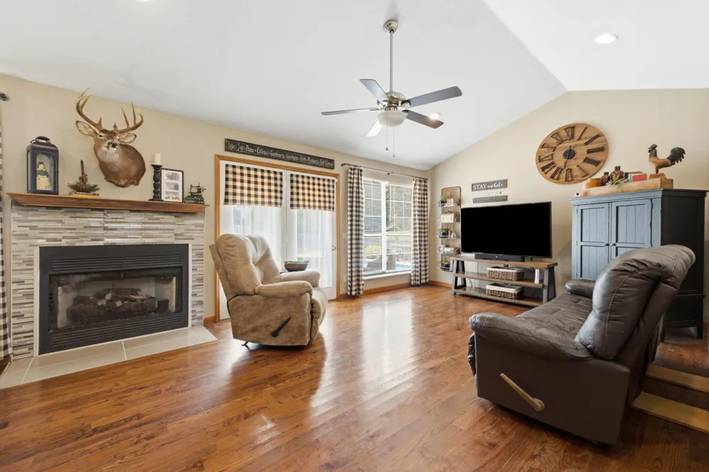 155 County Road 327 Niota, TN 37826