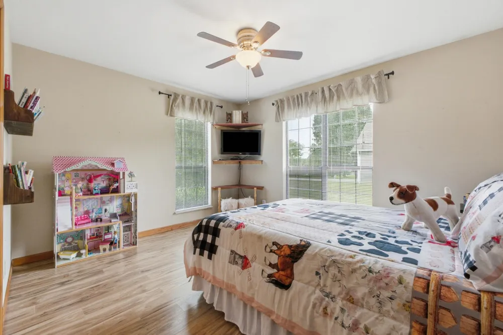 155 County Road 327 Niota, TN 37826