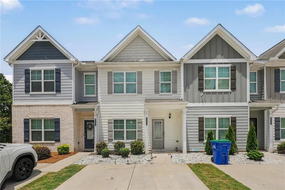 4349 Mallory Court Union City, GA 30291