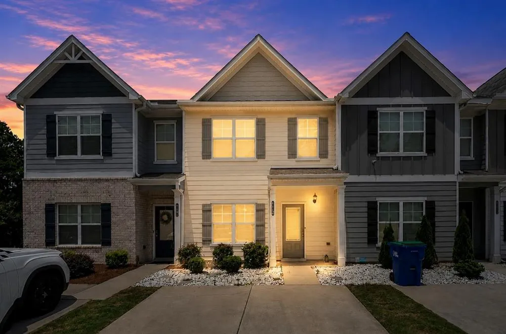 4349 Mallory Court Union City, GA 30291
