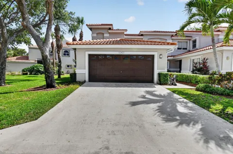 10401 Lake Vista Circle