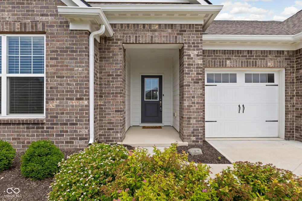 3762 Stable Lane Bargersville, IN 46106