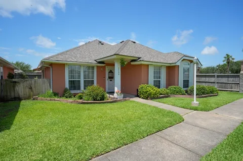 2300 Naples Drive