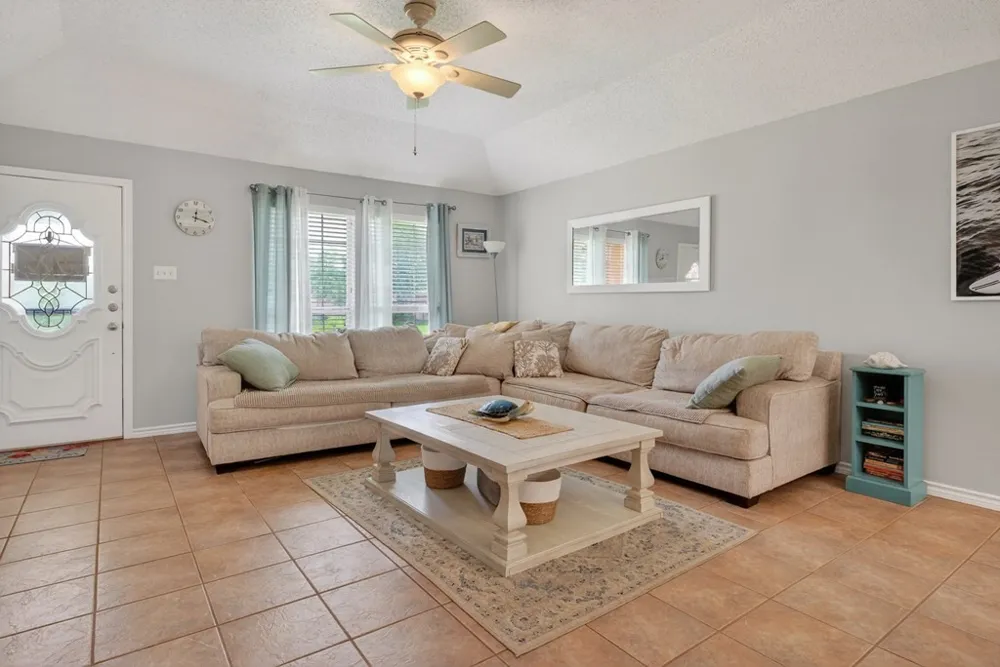 2300 Naples Drive Ingleside, TX 78362