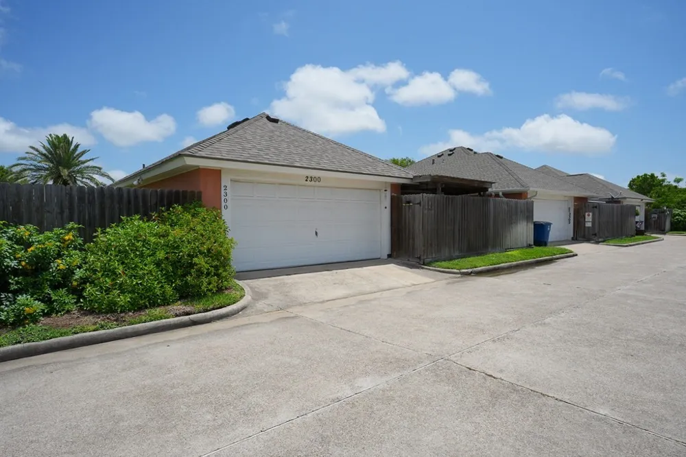 2300 Naples Drive Ingleside, TX 78362