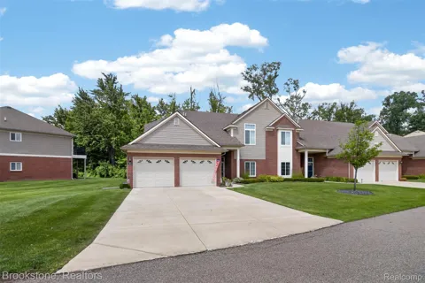 3773 Eagle Creek Drive