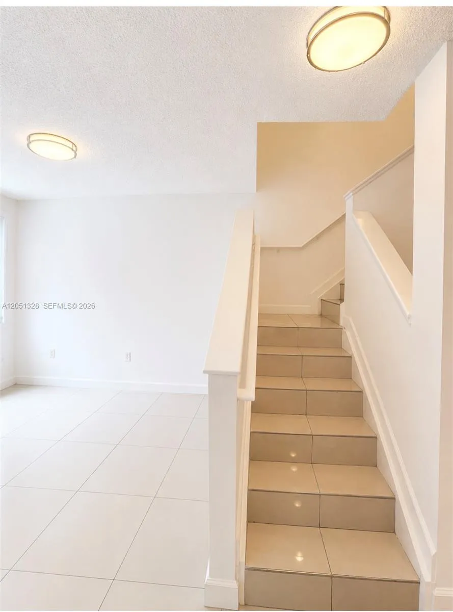 2941 NE 185th St #1311 Aventura, FL 33180