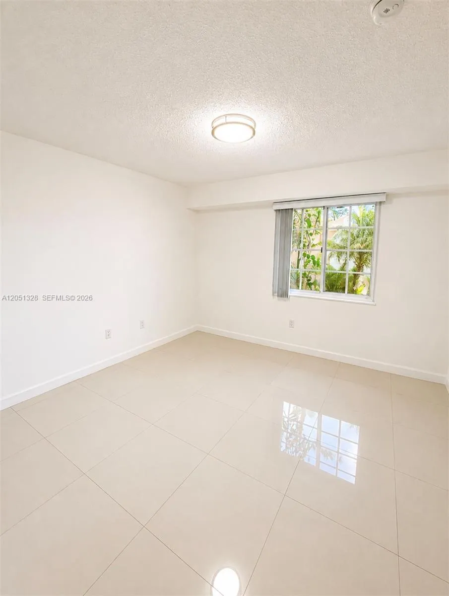 2941 NE 185th St #1311 Aventura, FL 33180