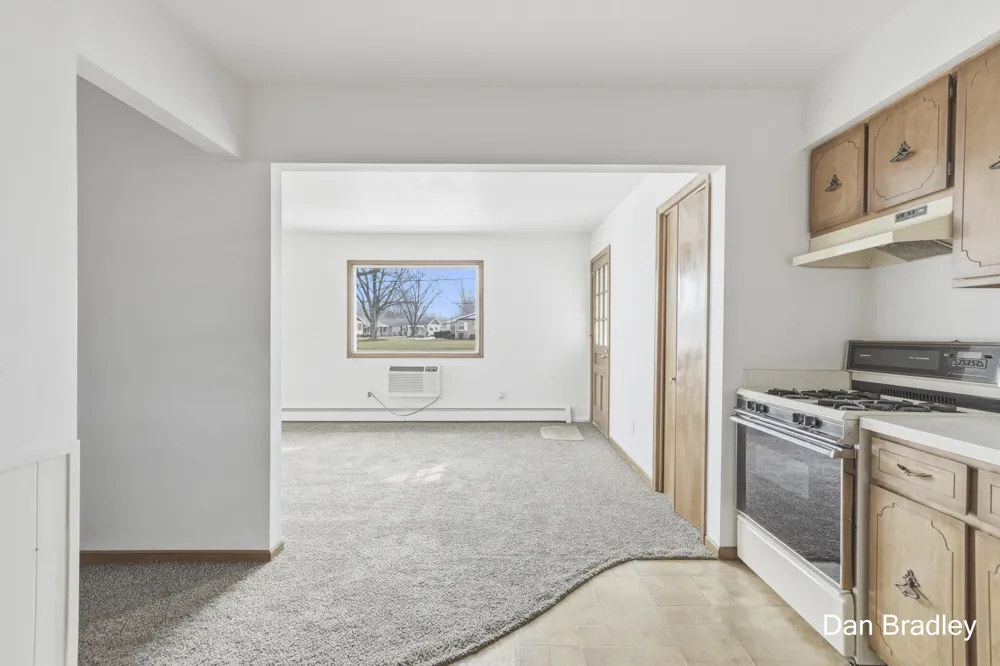 777 Andover Street SE Kentwood City, MI 49548