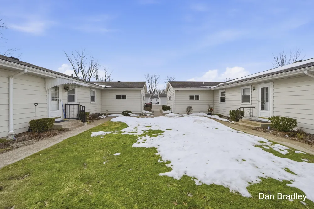 777 Andover Street SE Kentwood City, MI 49548