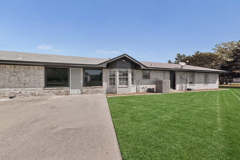 529 Morris Lane Greenville, TX 75402