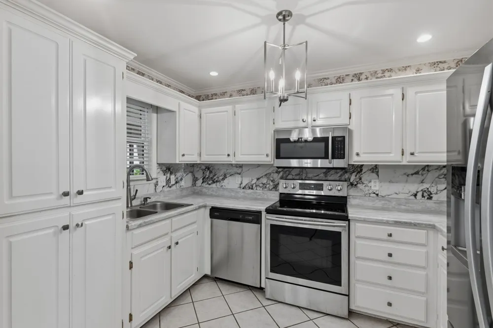 2747 Stonehedge Dr Murfreesboro, TN 37128