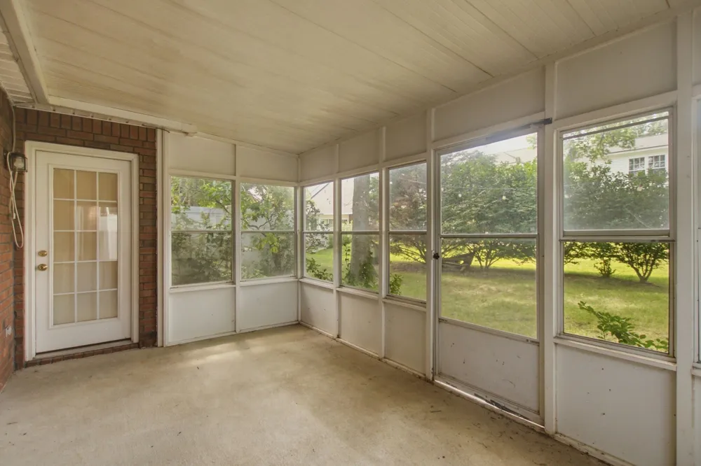 2747 Stonehedge Dr Murfreesboro, TN 37128
