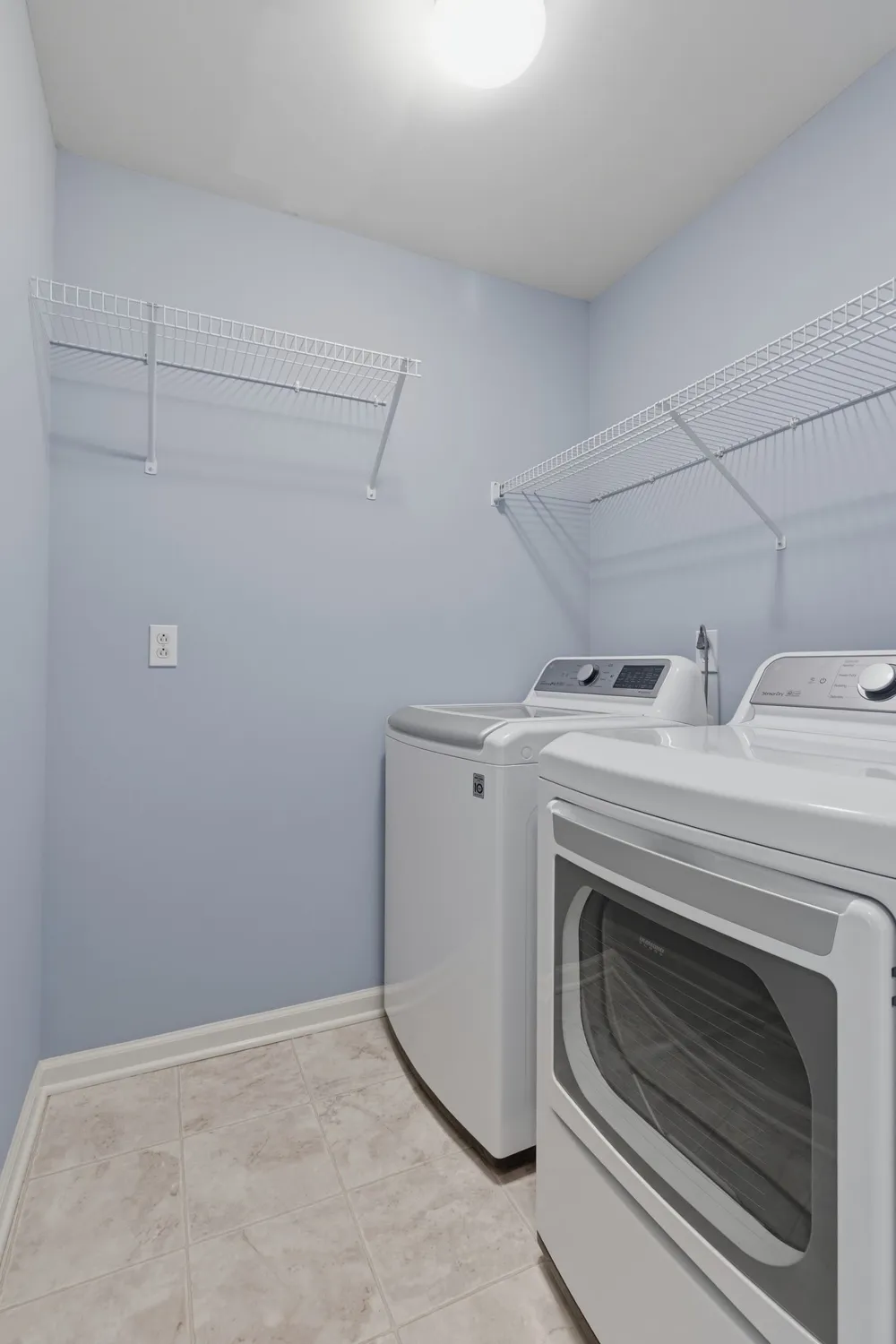 2747 Stonehedge Dr Murfreesboro, TN 37128
