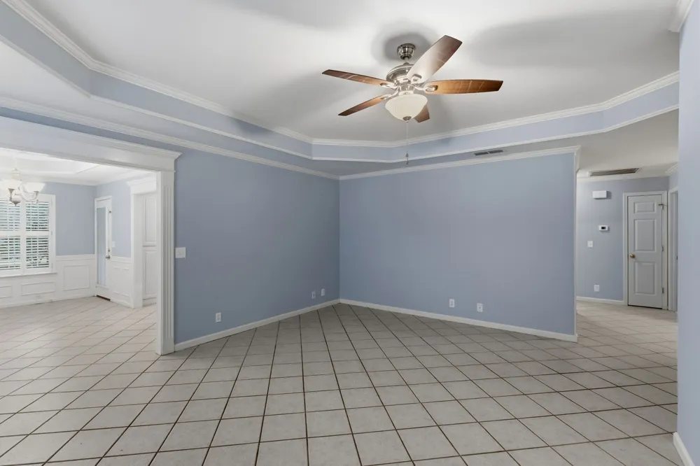 2747 Stonehedge Dr Murfreesboro, TN 37128
