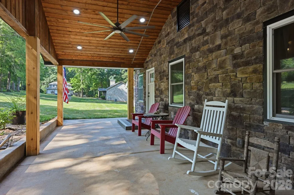 1367 Roundstone Road Sherrills Ford, NC 28673