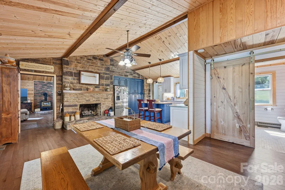 1367 Roundstone Road Sherrills Ford, NC 28673