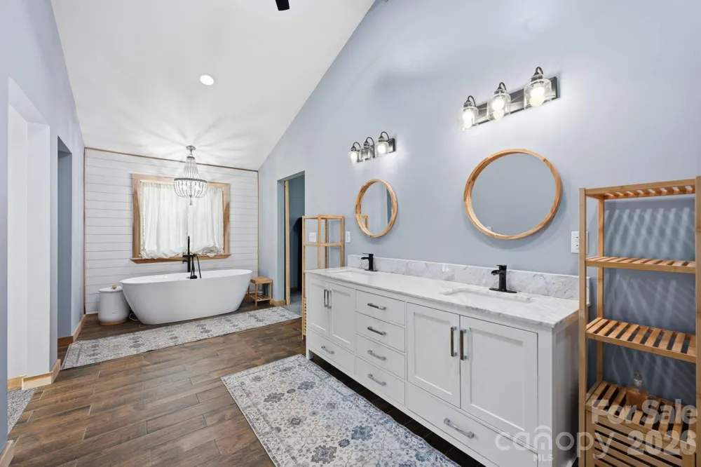 1367 Roundstone Road Sherrills Ford, NC 28673