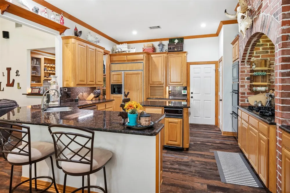 900 Coral Cove Oak Point, TX 75068