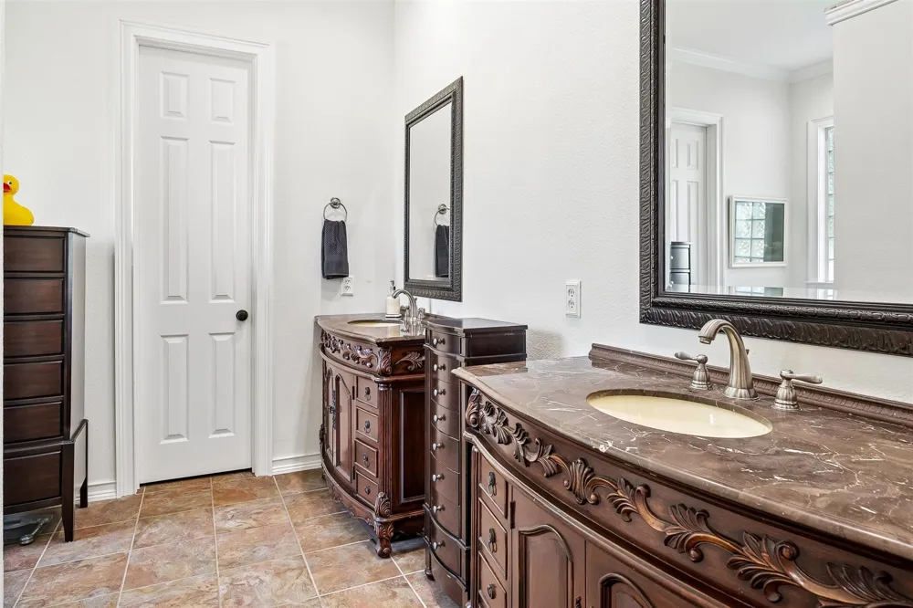 900 Coral Cove Oak Point, TX 75068